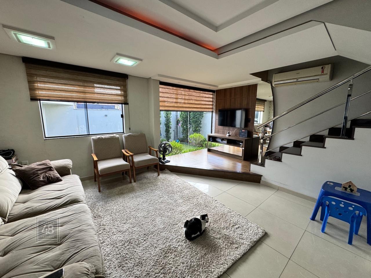 Casa à venda no Humaitá: 