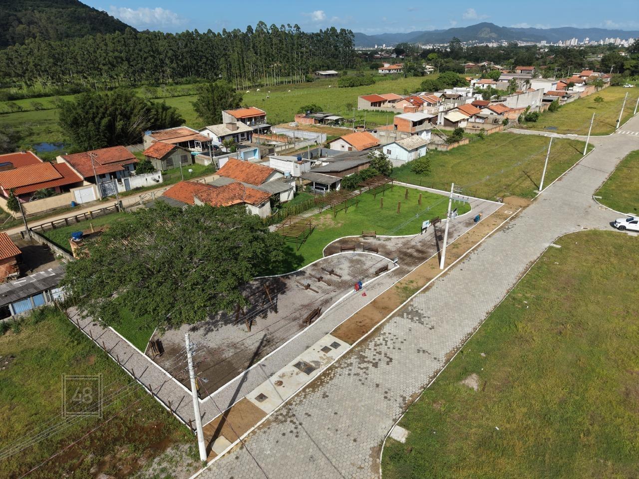 Loteamento à venda no Santa Luzia: 