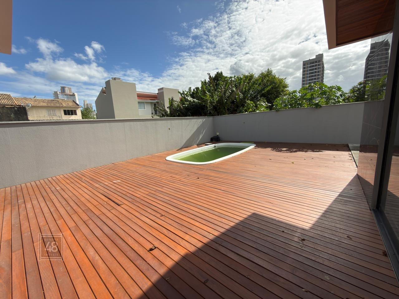 Casa à venda no Centro: 