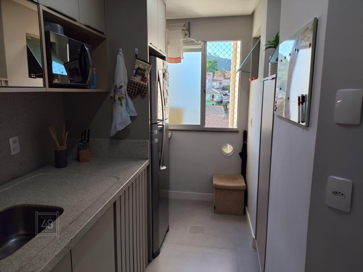 Apartamento à venda no Saco Grande: 