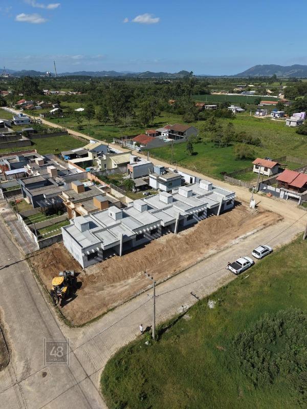 Casa Geminada à venda no São Clemente: 