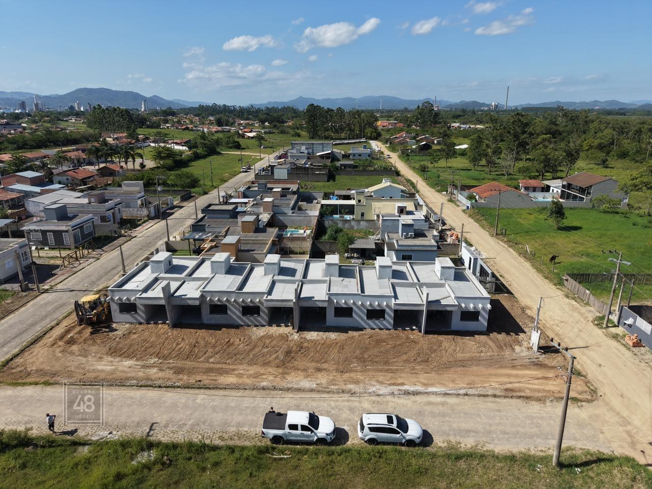 Casa Geminada à venda no São Clemente: 