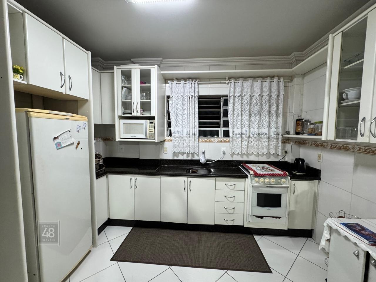 Apartamento à venda no Revoredo: 