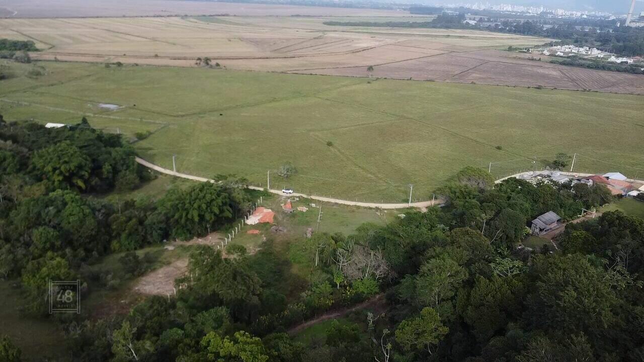 Terreno à venda no Santa Lúcia: 
