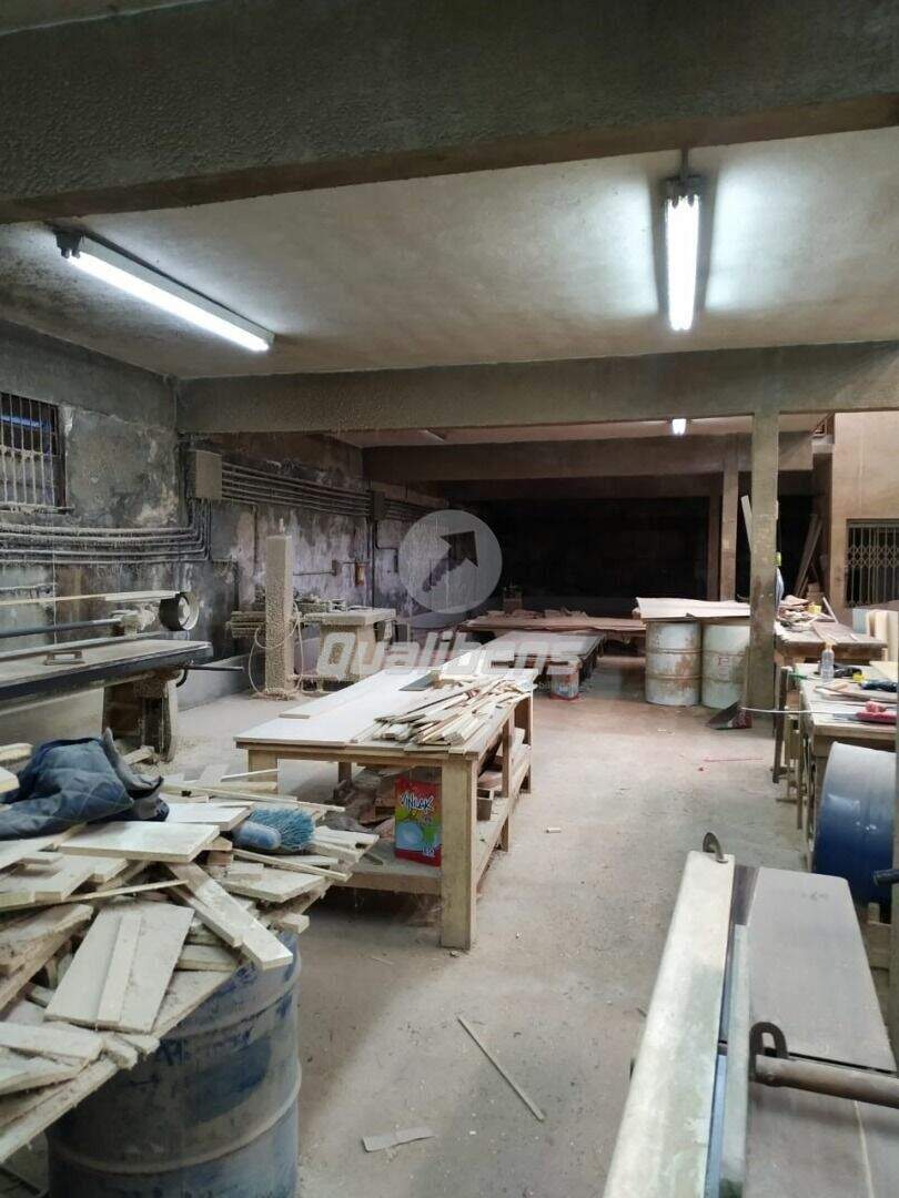 Prédio à venda no Vila Bocaina: 