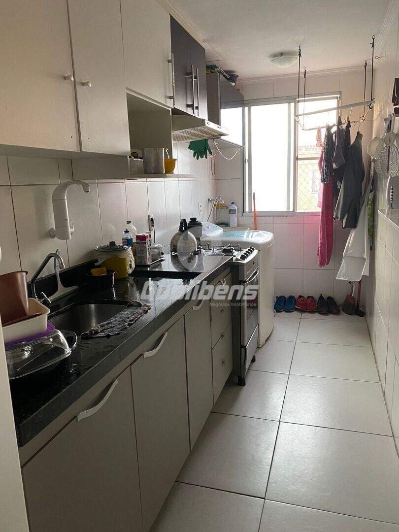 Apartamento à venda no Parque São Vicente: 