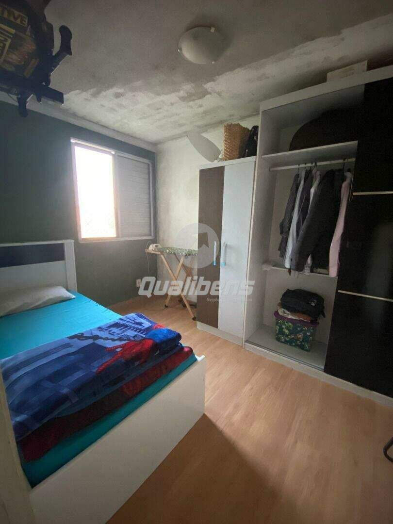 Apartamento à venda no Parque São Vicente: 