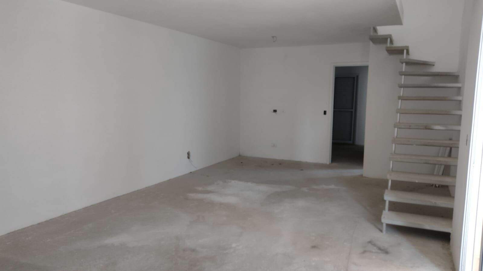 Apartamento Duplex à venda no Vila Guarani: 