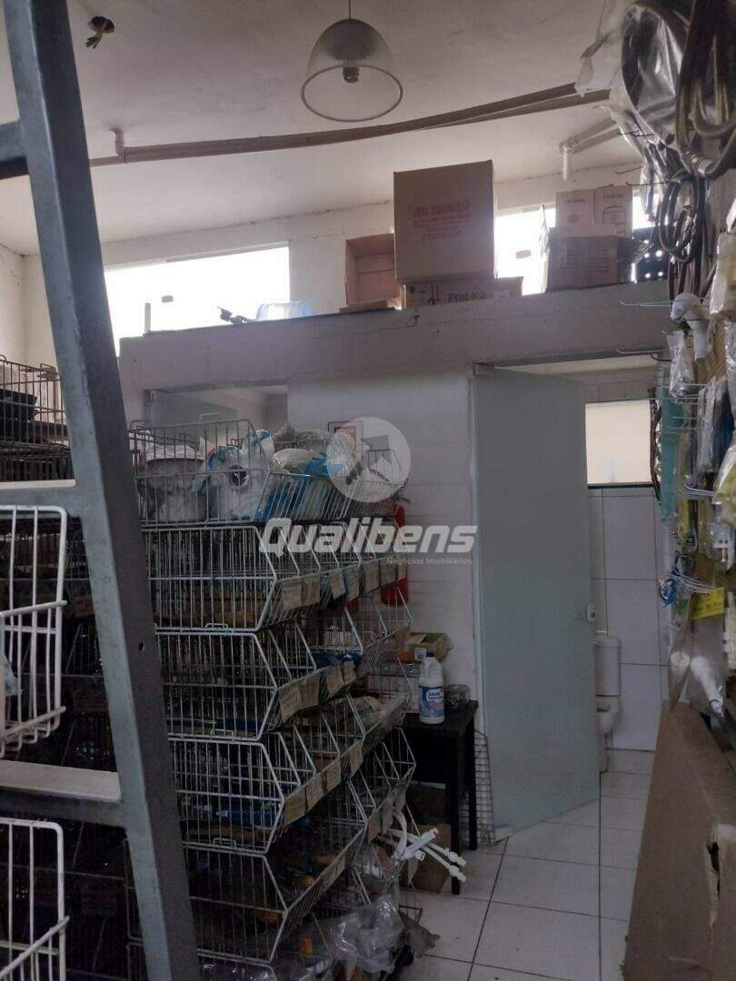 Prédio à venda no Vila Noêmia: 