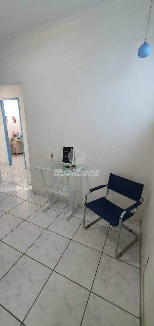 Sala à venda no Centro: 