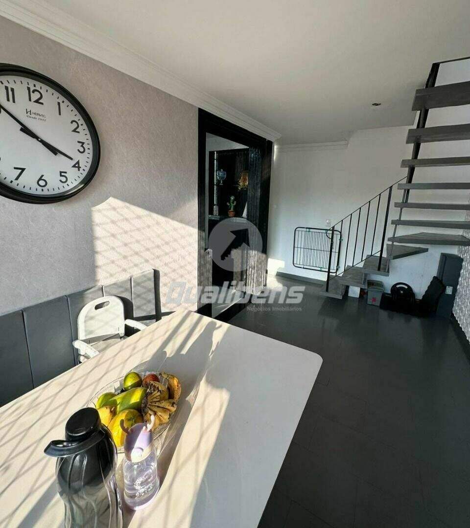 Apartamento à venda no Parque São Vicente: 