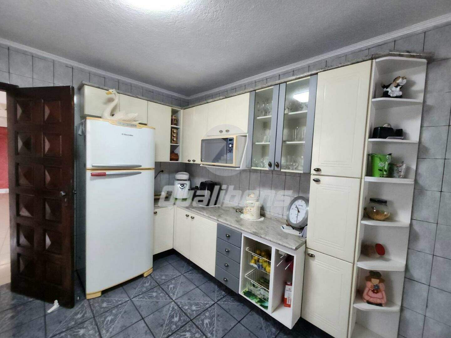 Sobrado à venda no Jardim Aracy: 