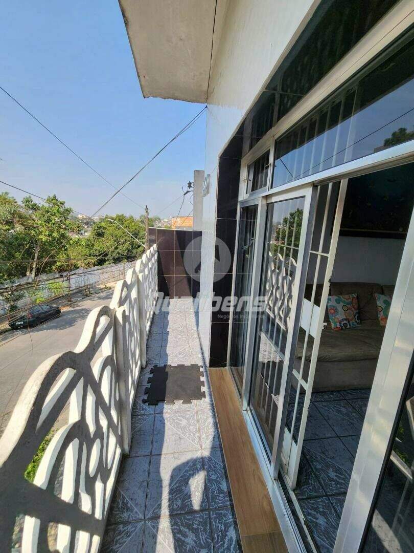 Sobrado à venda no Jardim Aracy: 
