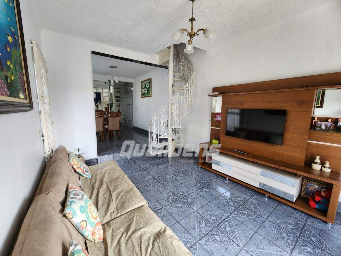 Sobrado à venda no Jardim Aracy: 