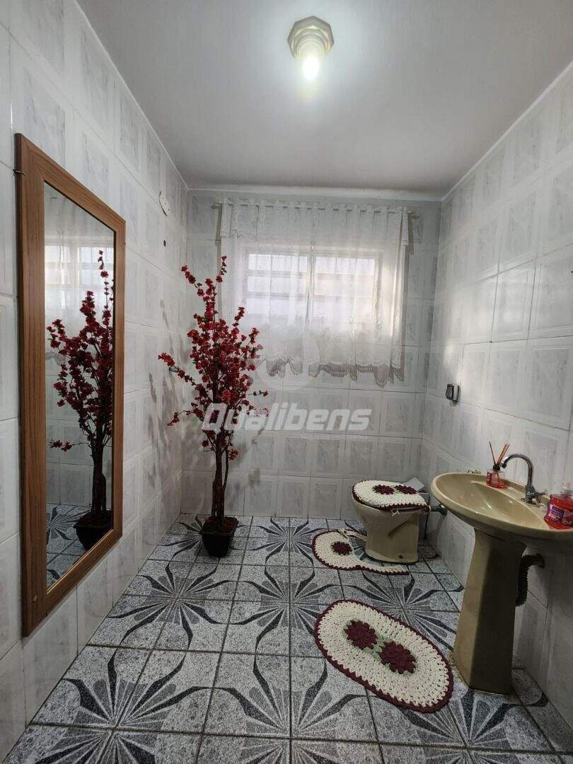 Sobrado à venda no Vila Assis Brasil: 