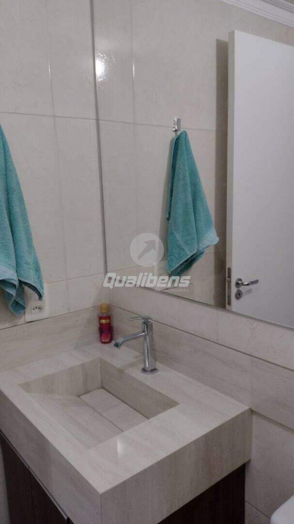 Apartamento à venda no Parque São Vicente: 