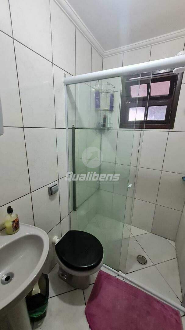 Sobrado à venda no Jardim Santista: 