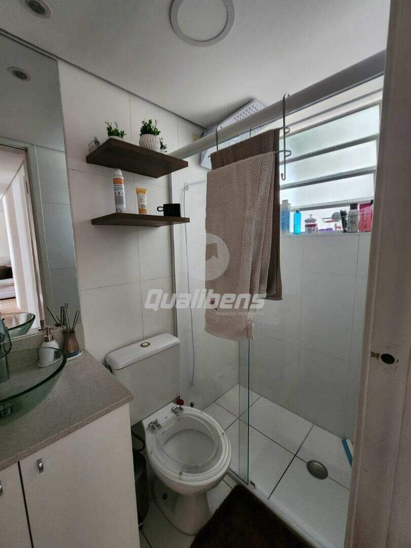 Apartamento à venda no Parque São Vicente: 