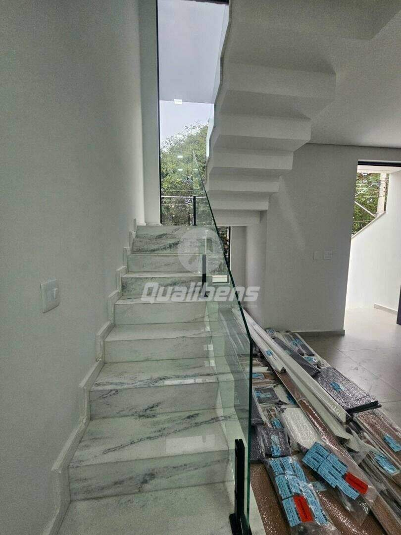 Sobrado à venda no Parque São Vicente: 