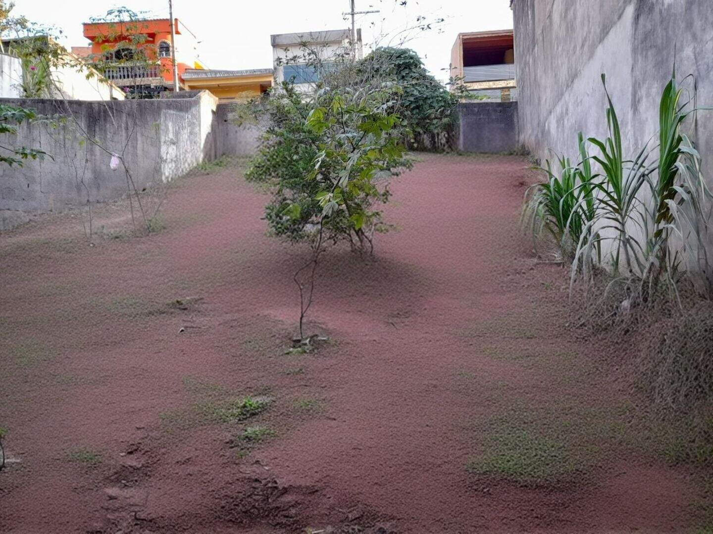 Terreno à venda no Vila Nova Mauá: 
