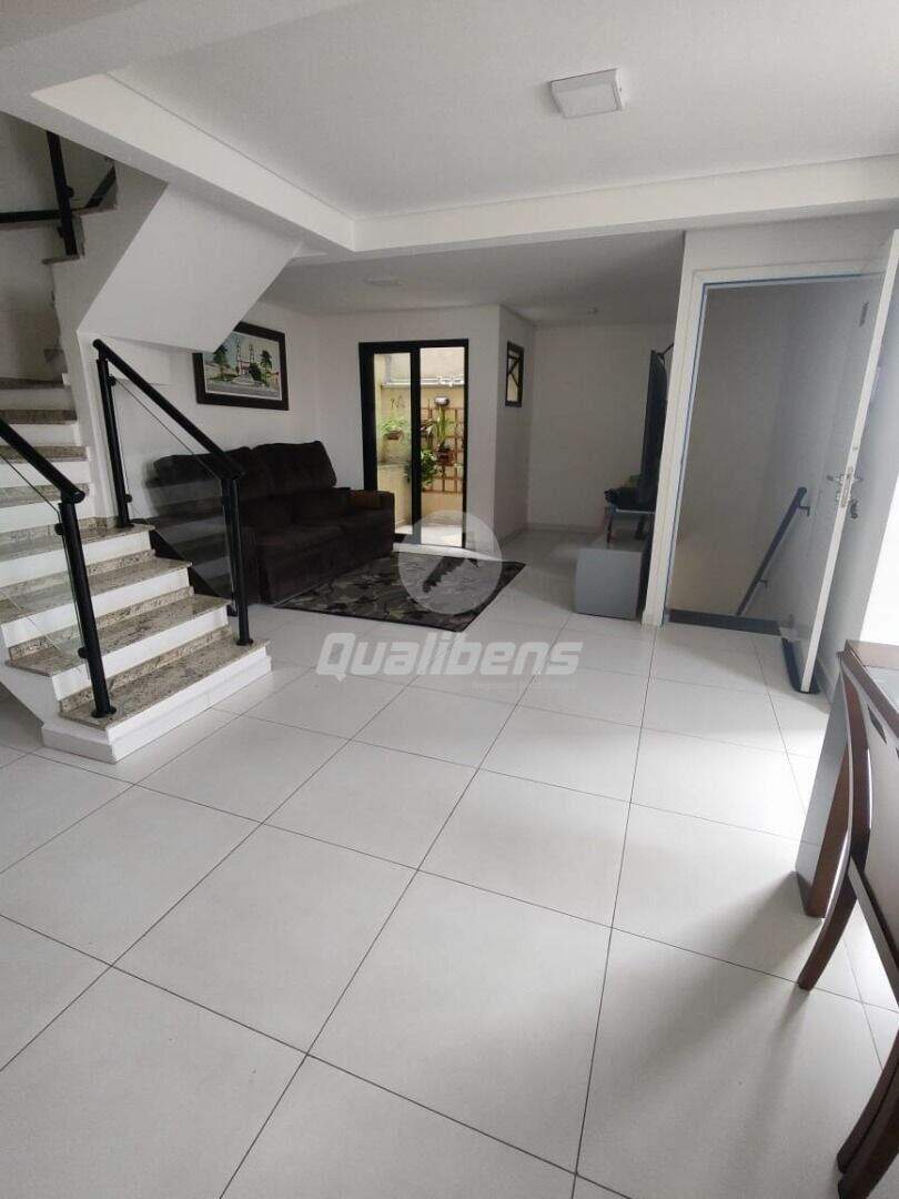 Sobrado à venda no Vila Curuçá: 