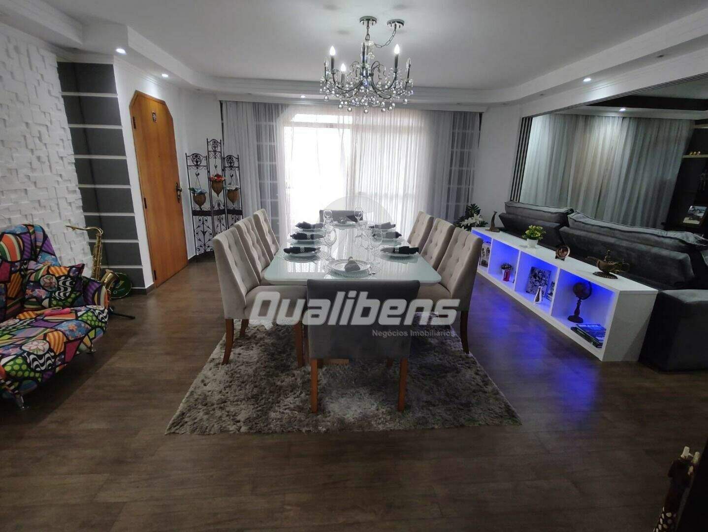 Apartamento à venda no Santa Teresinha: 
