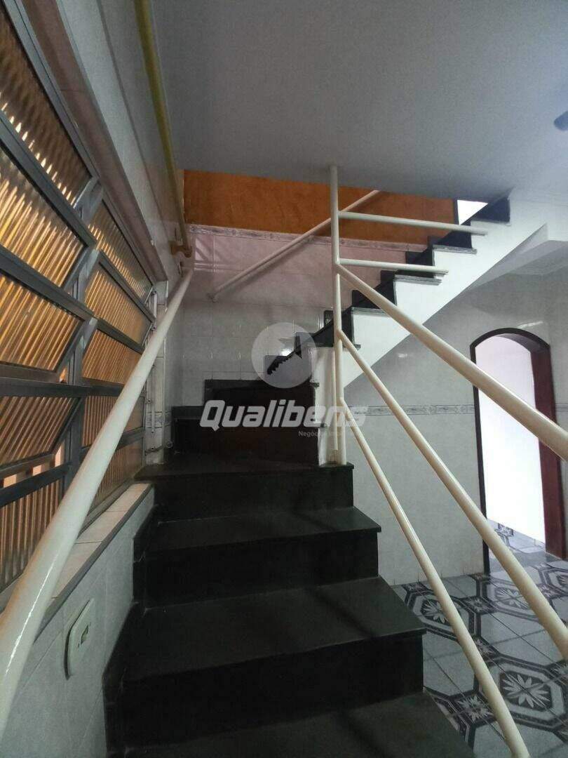 Sobrado à venda no Vila Guarani: 