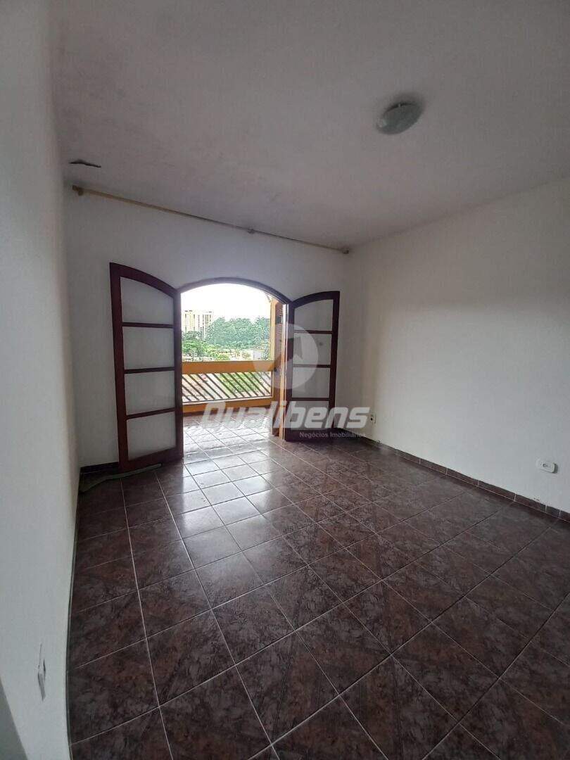 Sobrado à venda no Vila Guarani: 