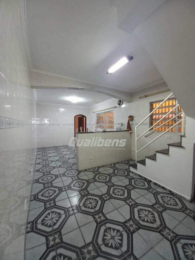 Sobrado à venda no Vila Guarani: 