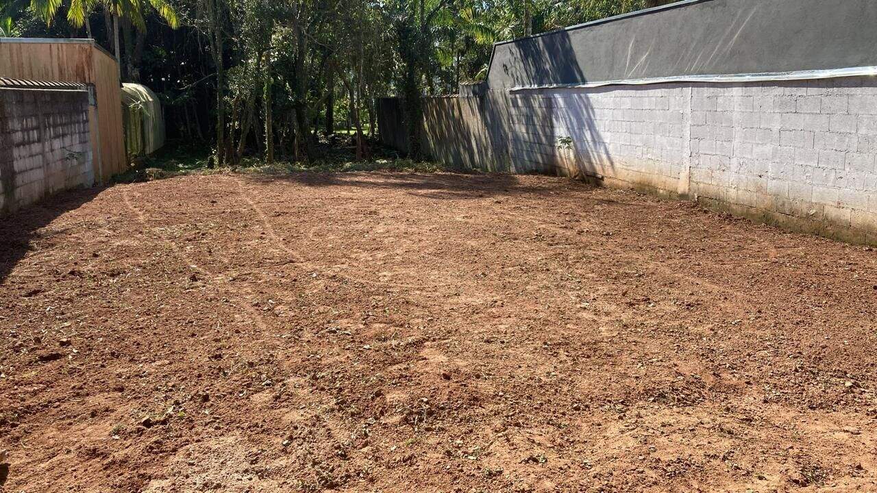 Terreno à venda no Balneário Palmira: 