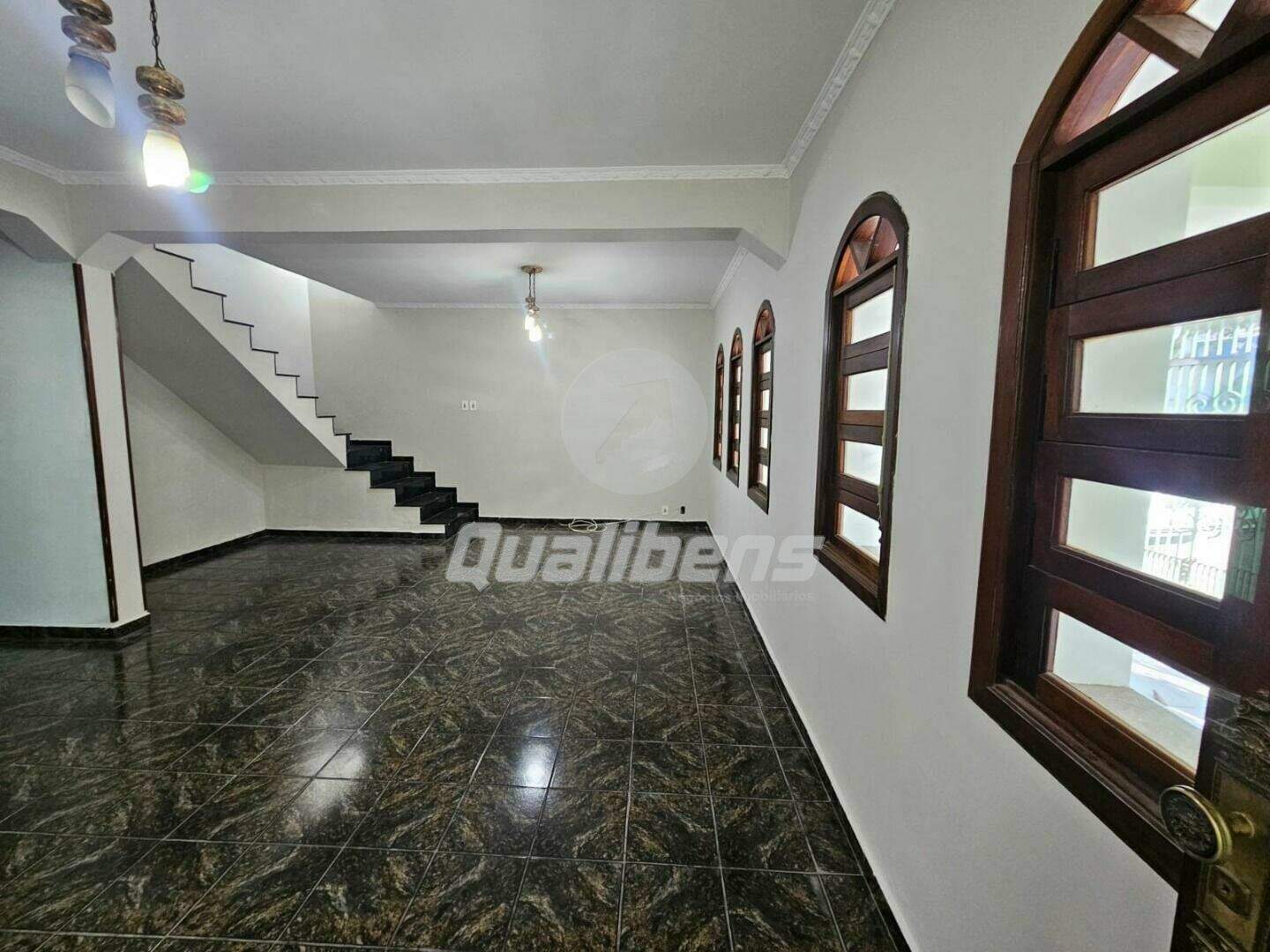Sobrado à venda no Parque São Vicente: 