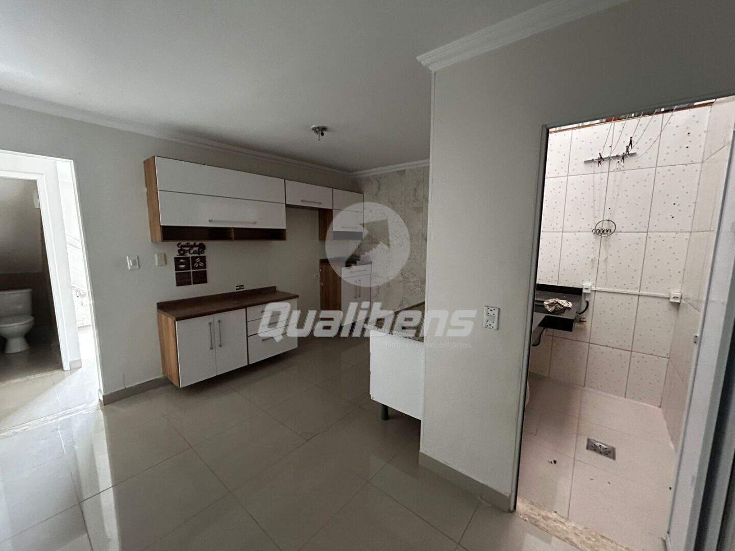 Sobrado à venda no Vila Emílio: 