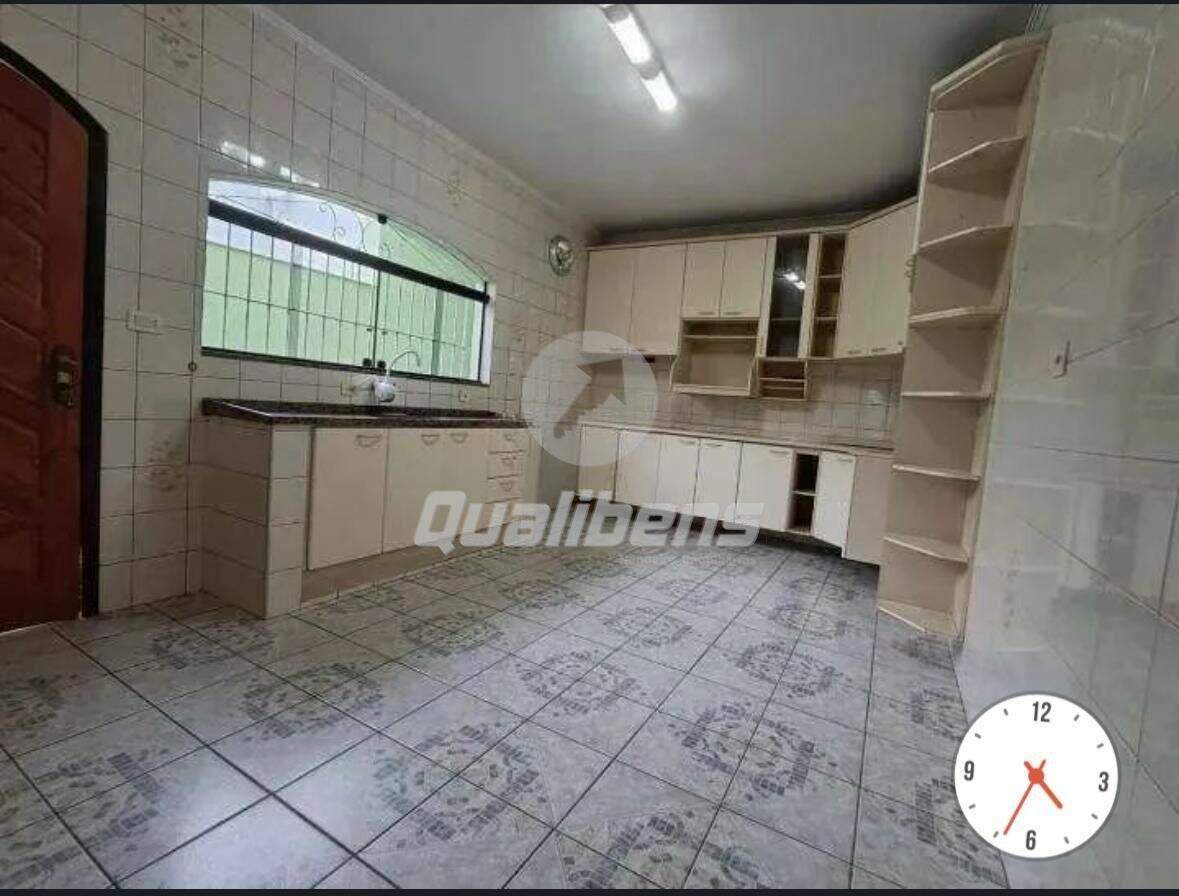 Sobrado à venda no Jardim Santa Lídia: 