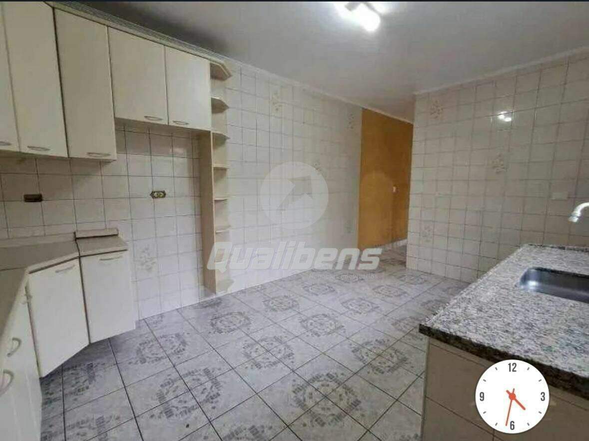 Sobrado à venda no Jardim Santa Lídia: 