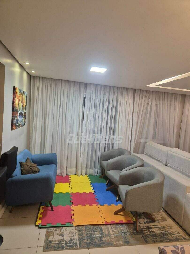 Apartamento à venda no Jardim Pedroso: 