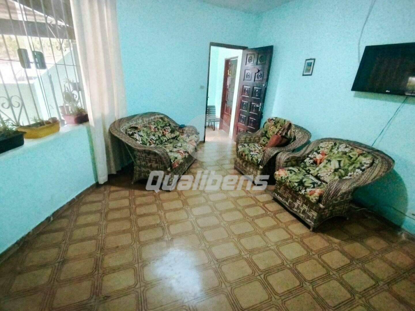 Casa à venda no Jardim Guapituba: 