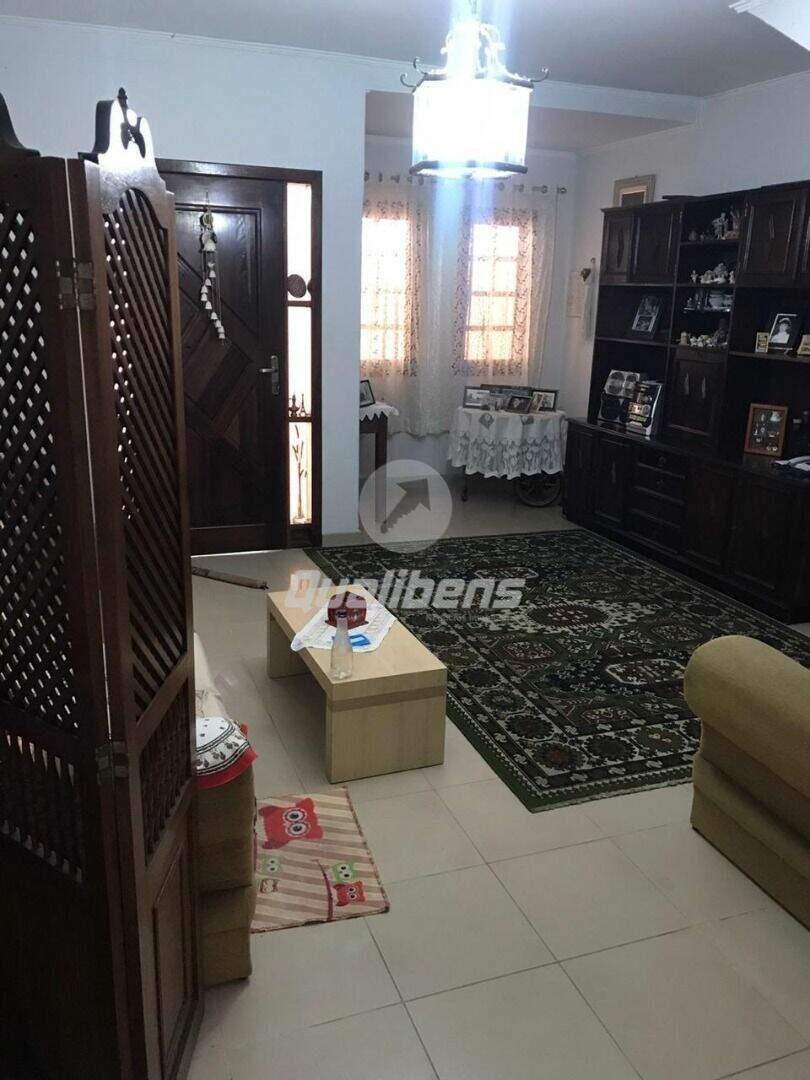 Sobrado à venda no Jardim: 