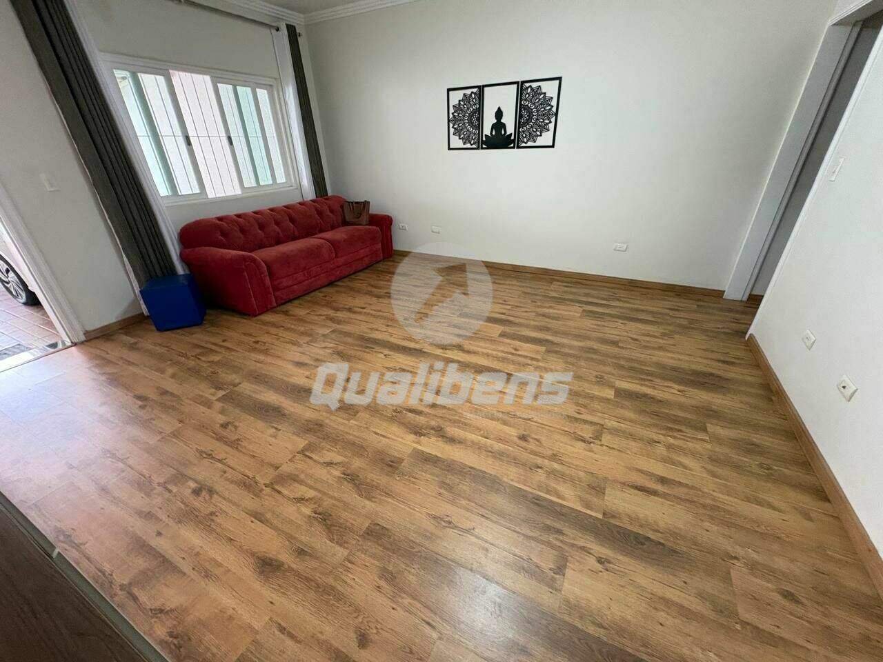 Sobrado à venda no Jardim Pedroso: 