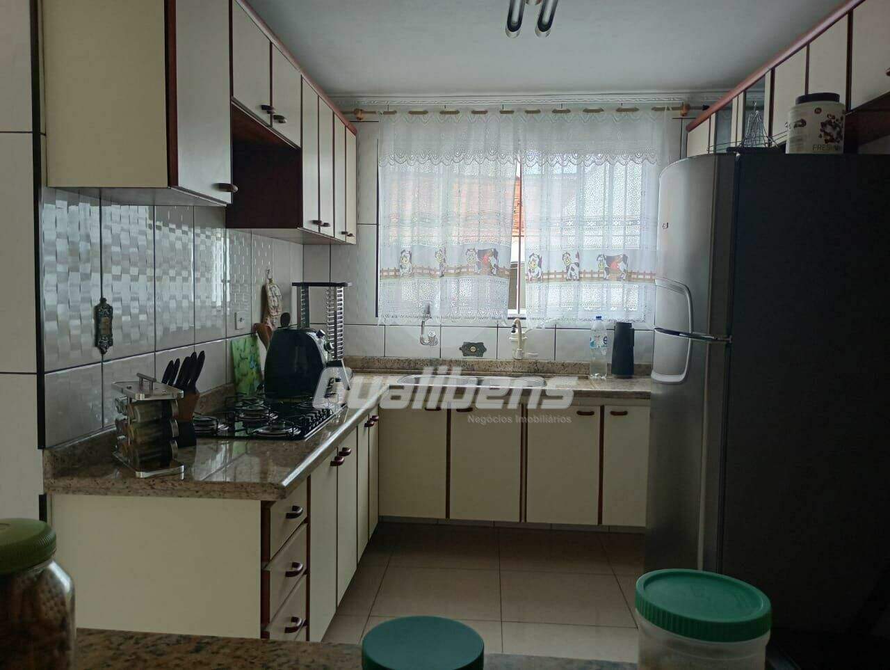 Casa à venda no Jardim Miranda D Aviz: 