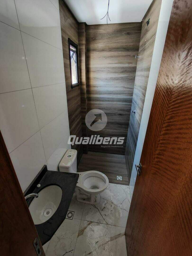 Apartamento à venda no Vila Cecília Maria: 