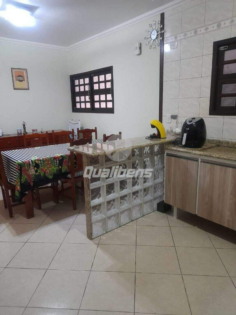 Casa à venda no Jardim Pedroso: 