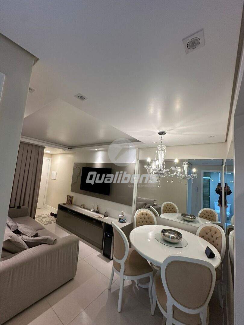 Apartamento à venda no Vila Scarpelli: 