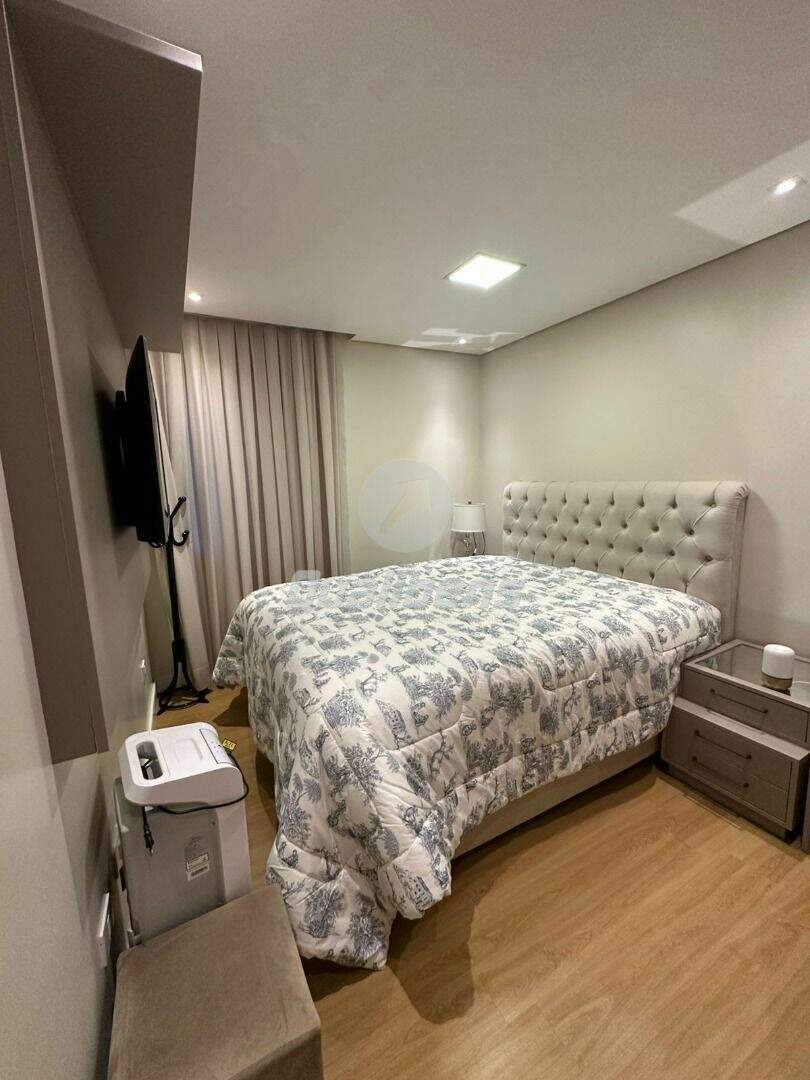 Apartamento à venda no Vila Scarpelli: 