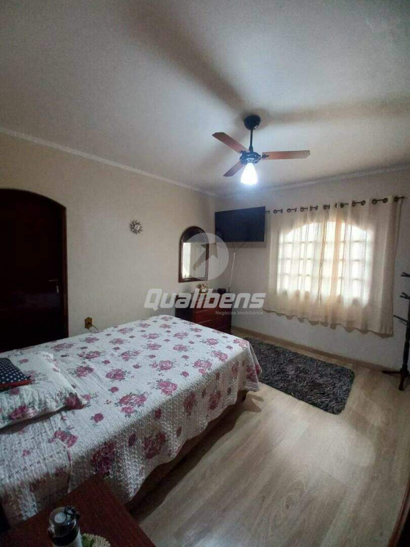 Casa à venda no Jardim Itapark: 