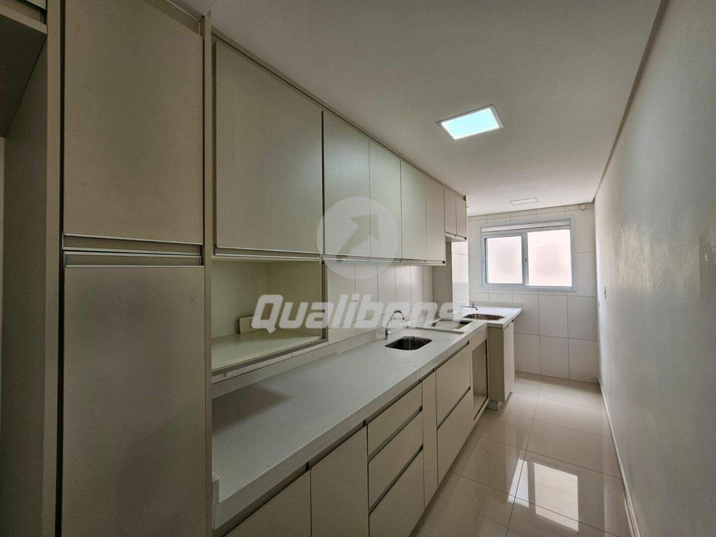 Apartamento à venda no Parque São Vicente: 