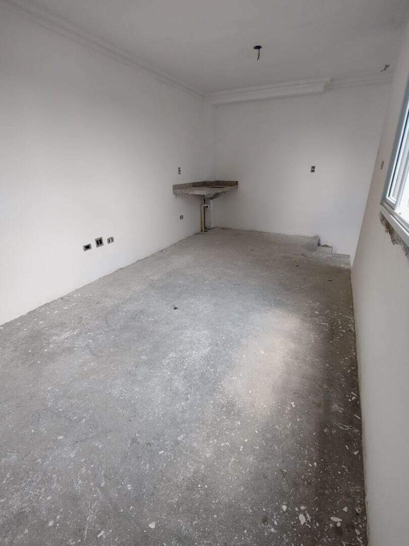 Apartamento Duplex à venda no Vila Assis Brasil: 