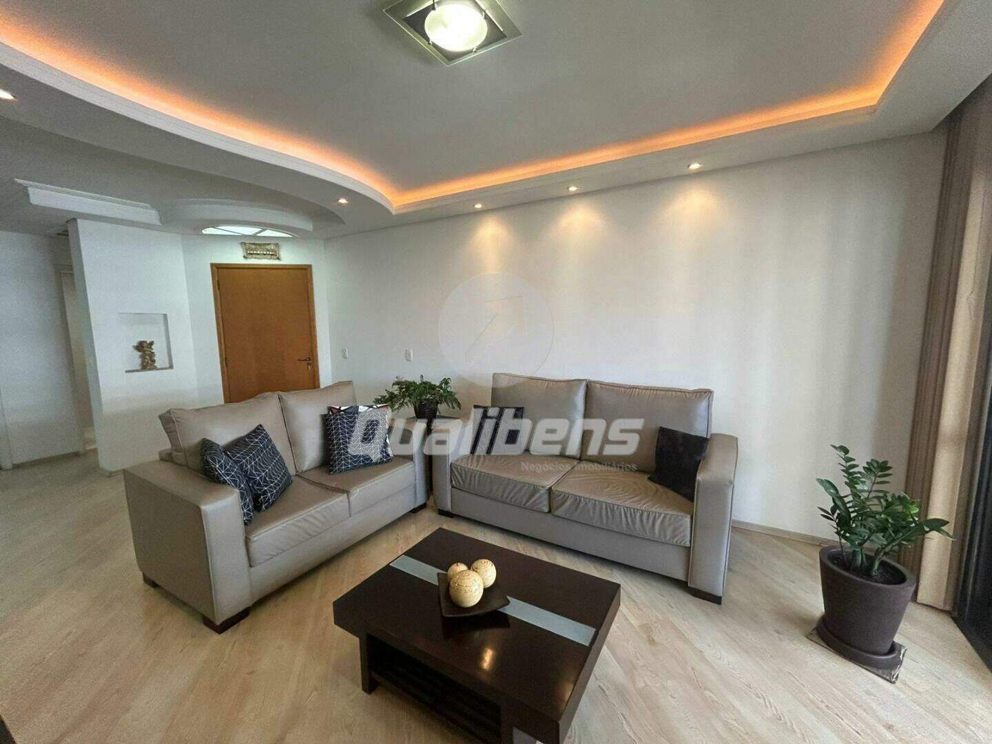 Apartamento à venda no Vila Assunção: 