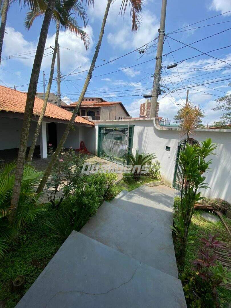 Sobrado à venda no Jardim Pedroso: 