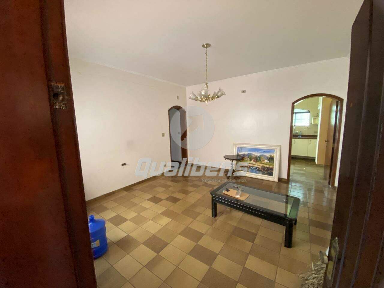 Sobrado à venda no Jardim Pedroso: 