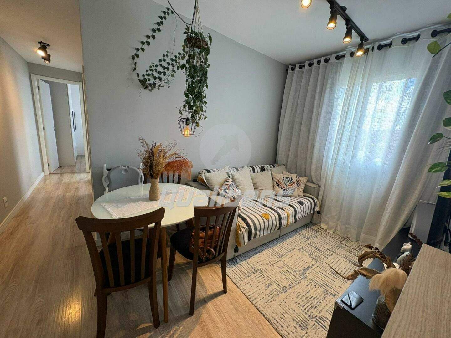 Apartamento à venda no Parque São Vicente: 